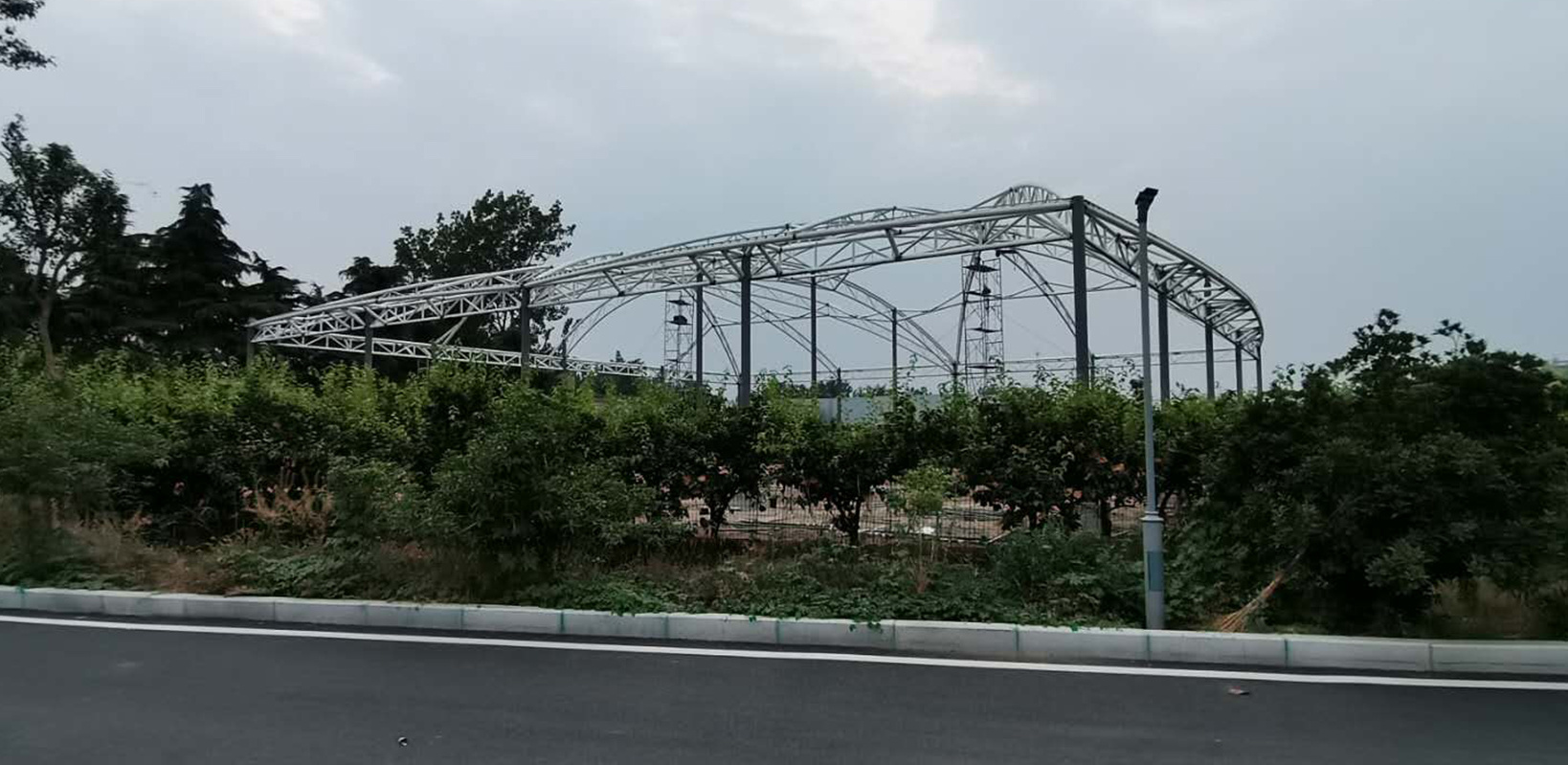 河南周口龍潤電力膜結構網球場 河南周口龍潤電力膜結構網球場